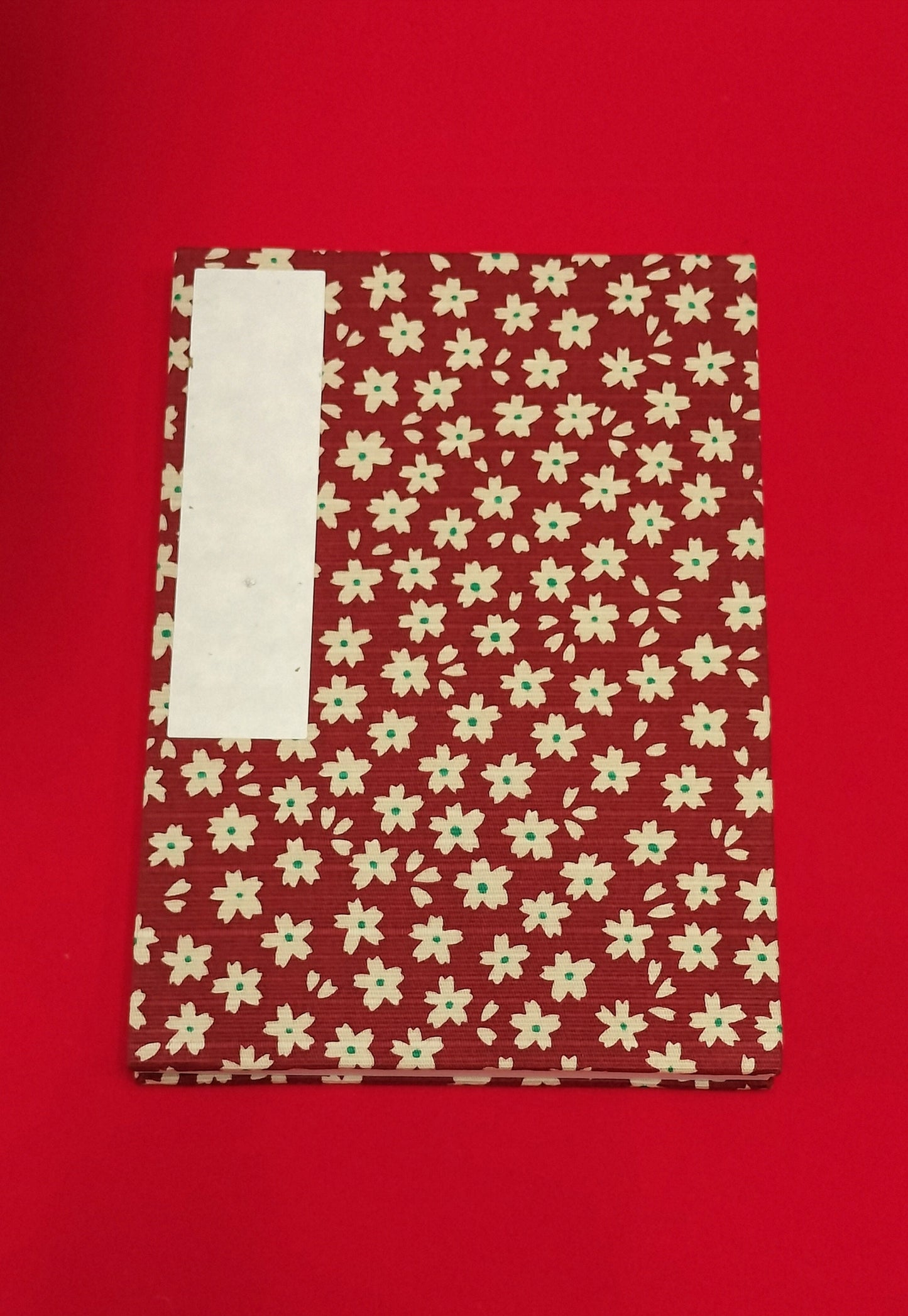 【在庫切れ】いせ辰 御朱印帳 小桜