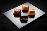 萬年堂本店 羊羹製 百果 黒糖ナッツ