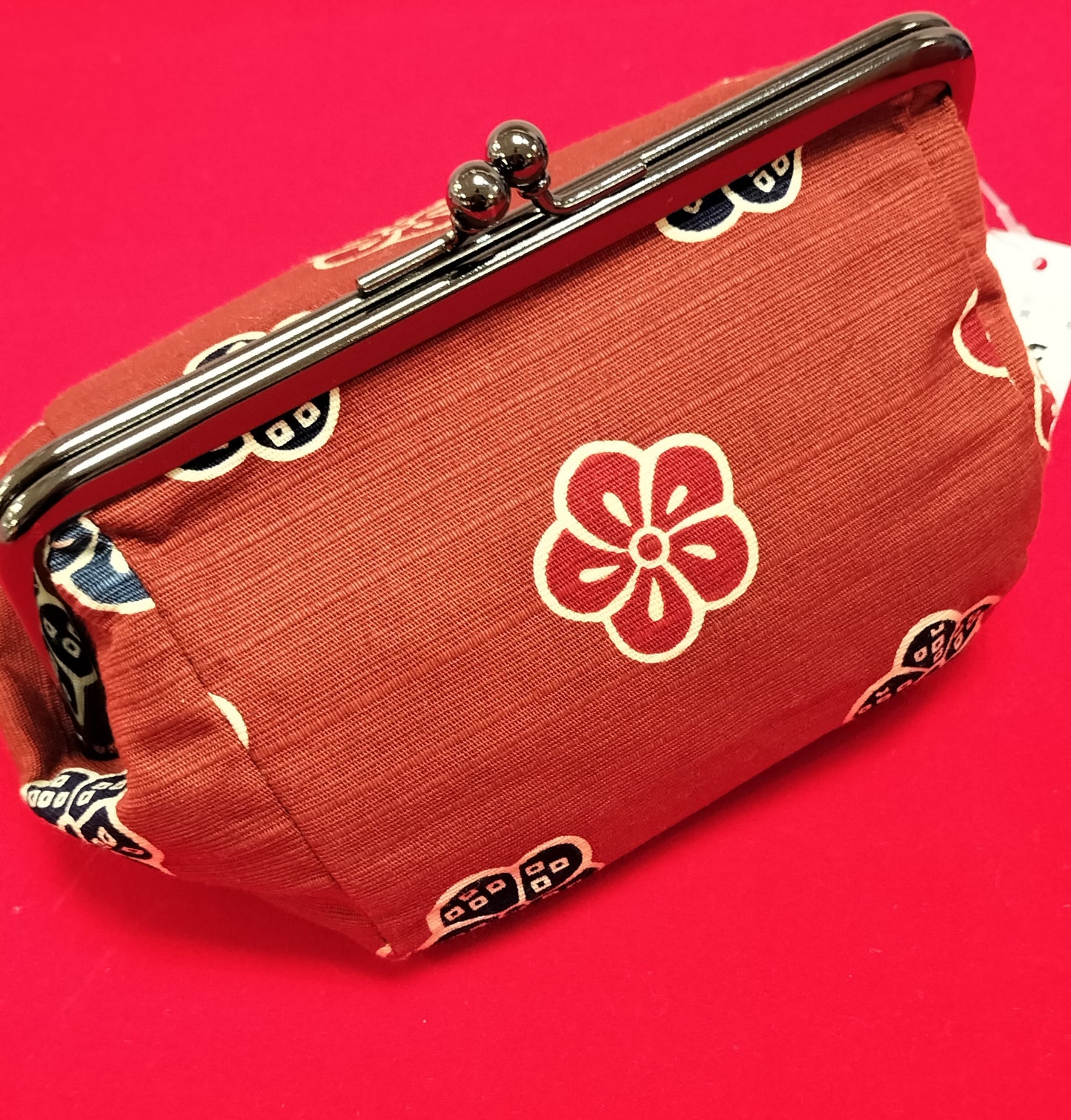 いせ辰 がま口(大)梅 エンジ