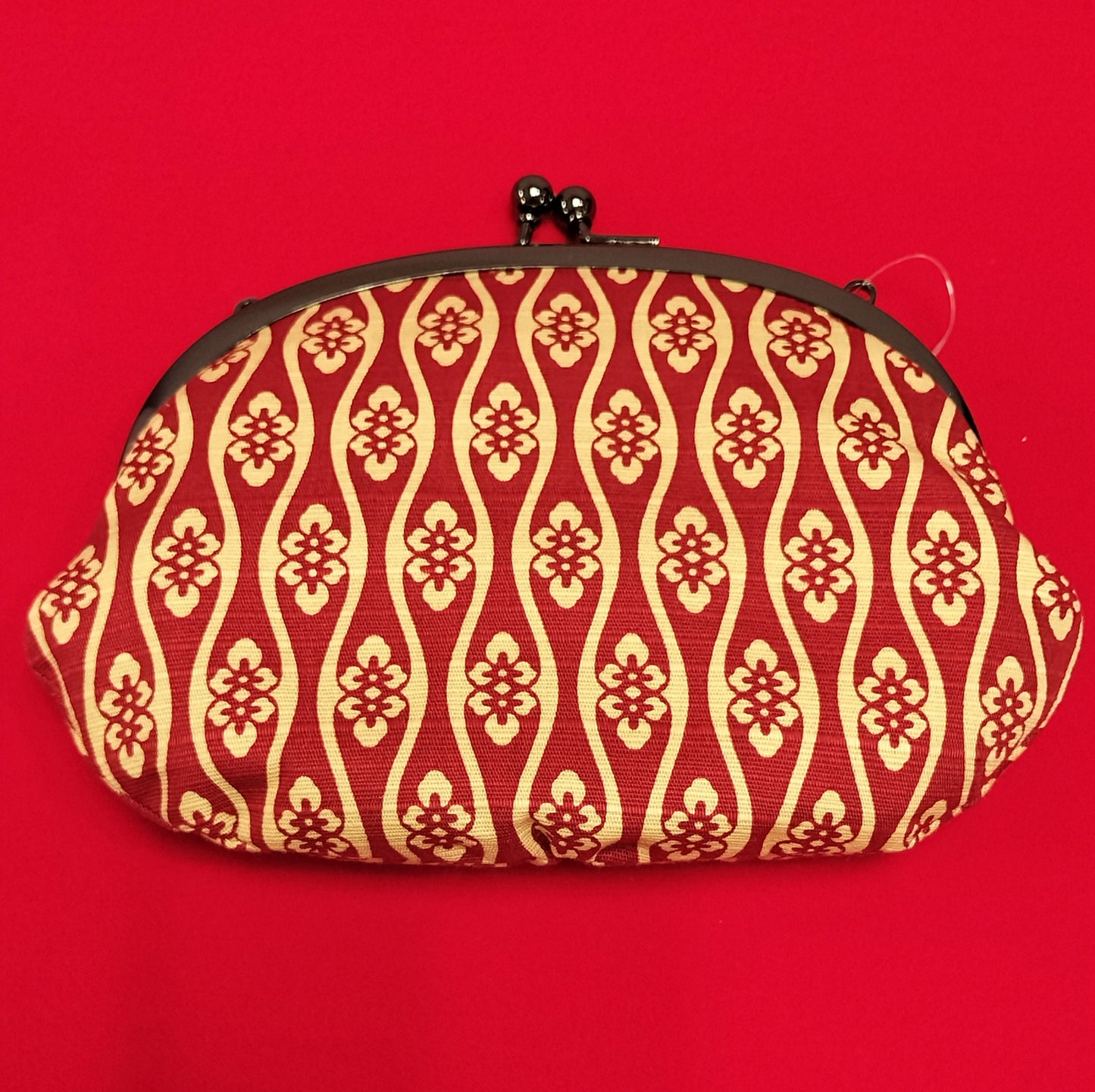 いせ辰 がま口(中)立湧 エンジ