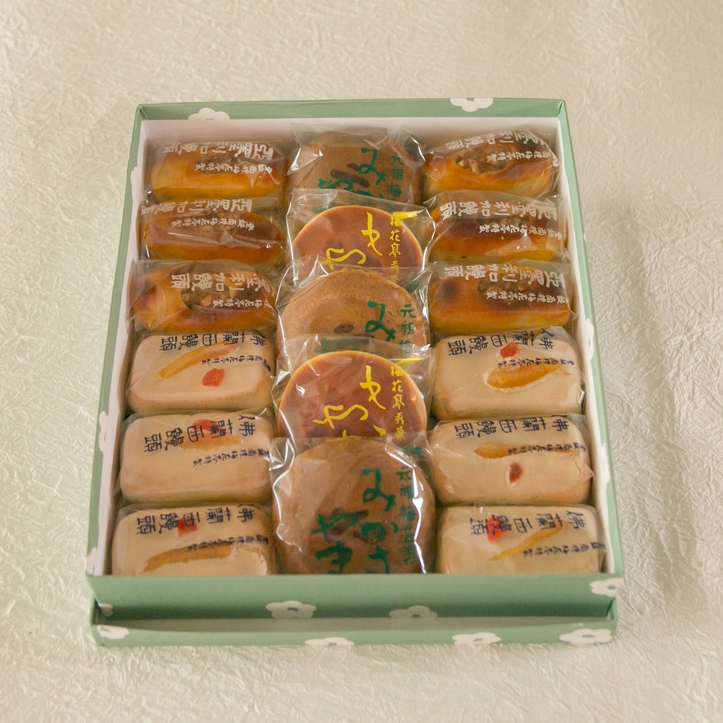 梅花亭 焼き菓子 17個入れ