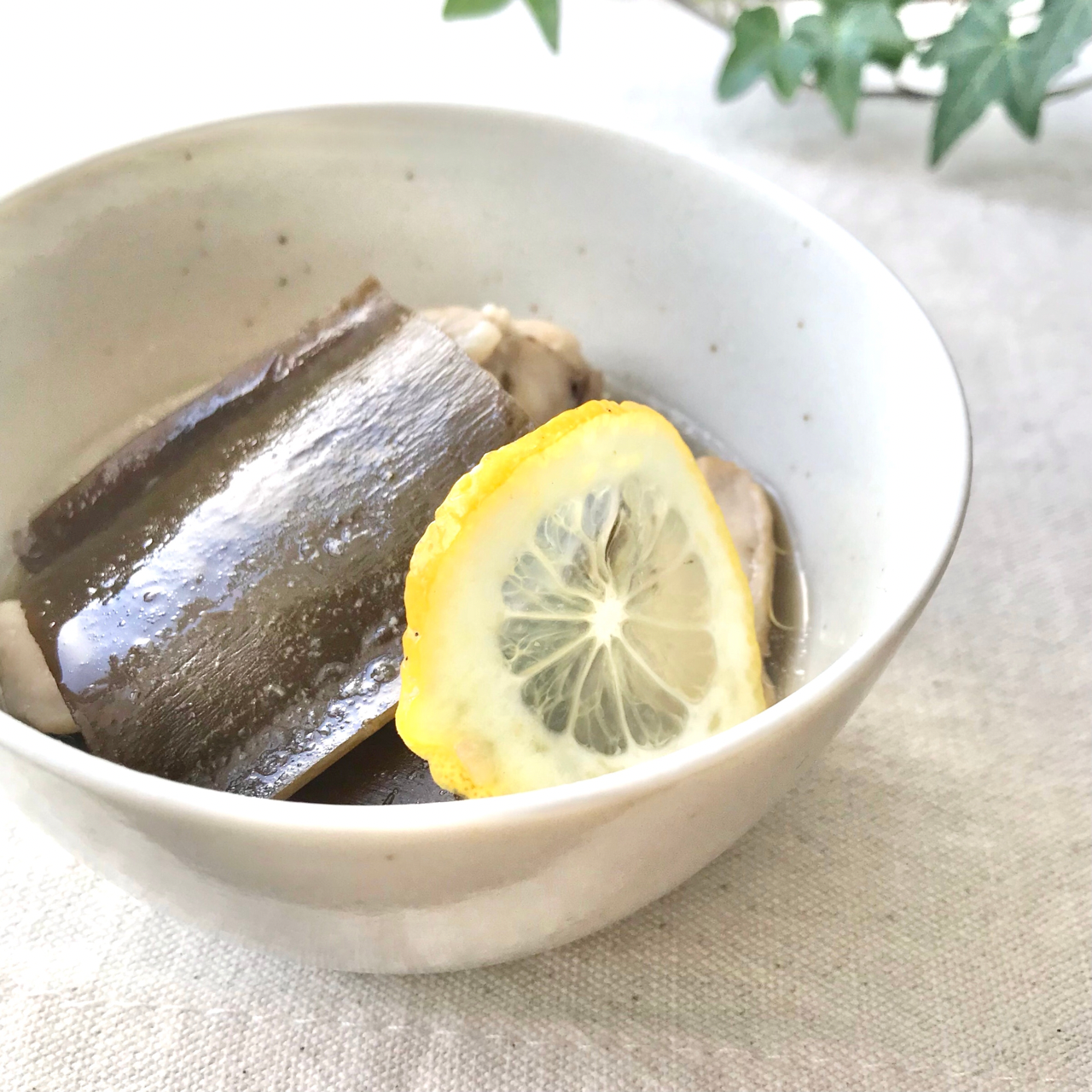 泉利昆布 羅臼系鬼昆布 一等検 卓上タイプ
