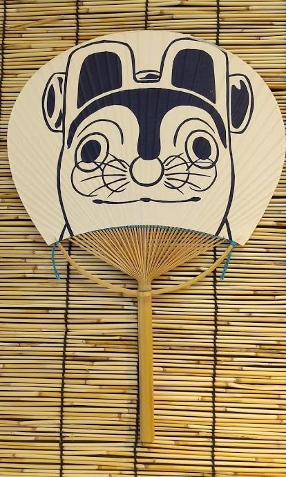 【売り切れ】いせ辰 うちわ江戸柄 大判 犬張子