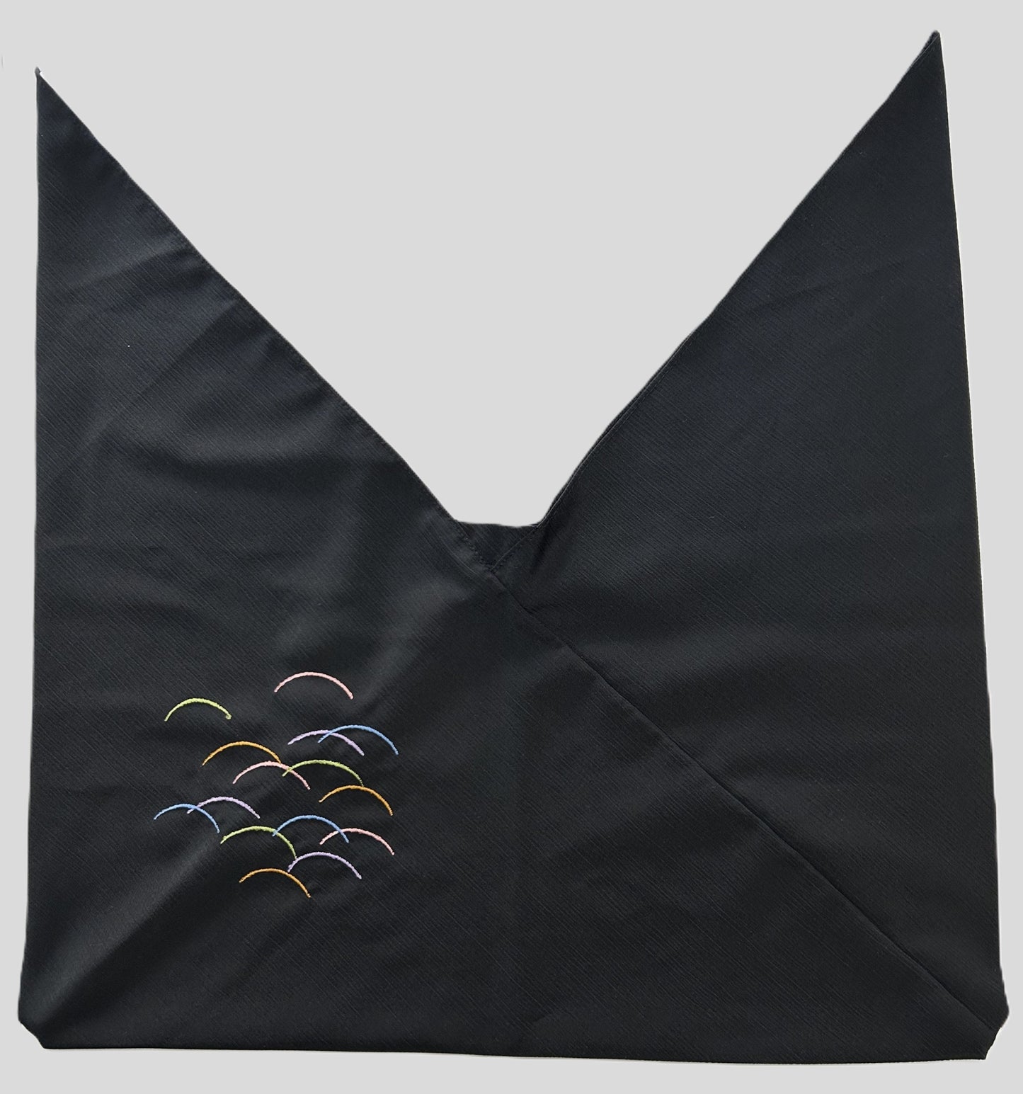 大野屋總本店　刺繍入りあずま袋（箱入り）　青海波