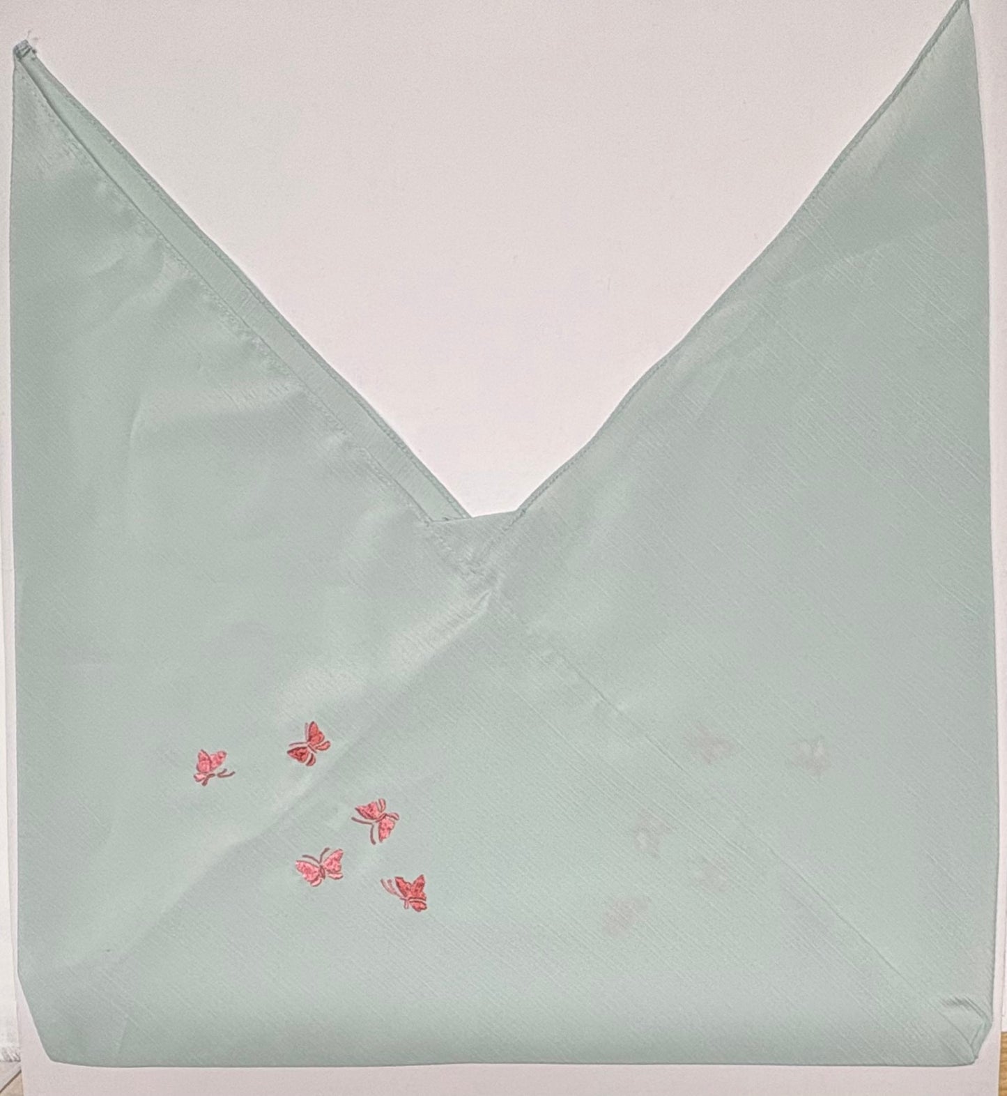 大野屋總本店　刺繍入りあずま袋（箱入り）　蝶　