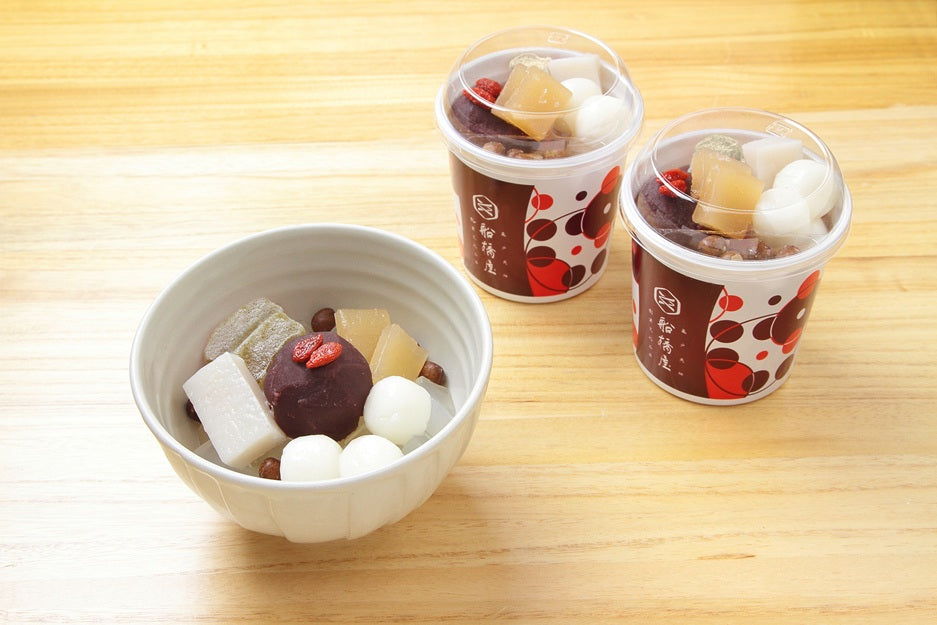 船橋屋 特製くず餅入白玉あんみつ（単品）