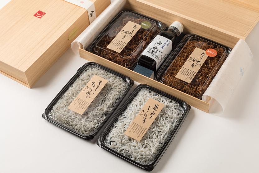 山利 しらすづくし4パック詰合せ（4-F）釜あげ 1個 ＋天日干し 2個 ＋佃煮（胡麻）1個